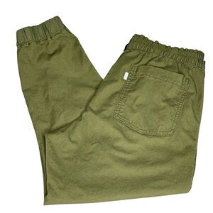 Levi's Women's Athleisure Pull-On Joggers with Pockets, Green, Size L